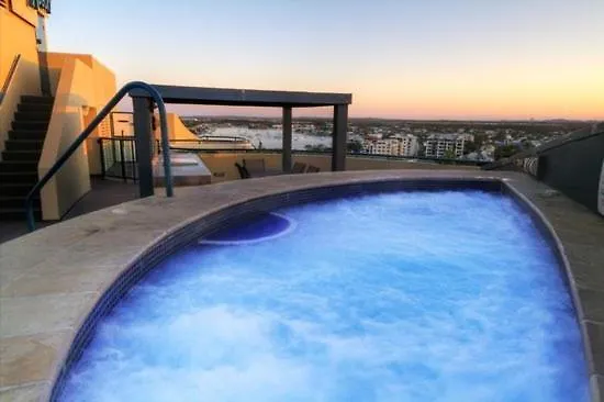 Charming 4Th Floor Unit - Landmark Resort Mooloolaba