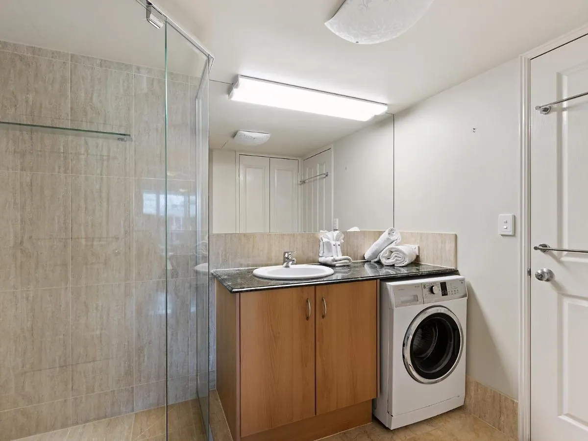 Charming 4Th Floor Unit - Landmark Resort Mooloolaba Australia